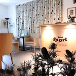 酒店 思凯因斯凯奥特运动酒店