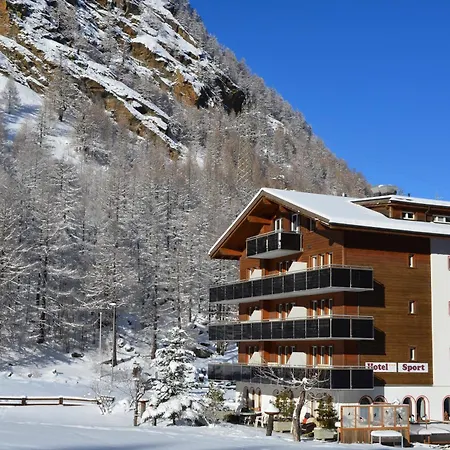 Ski-in/ski-out Sport Hotel Saas-Almagell